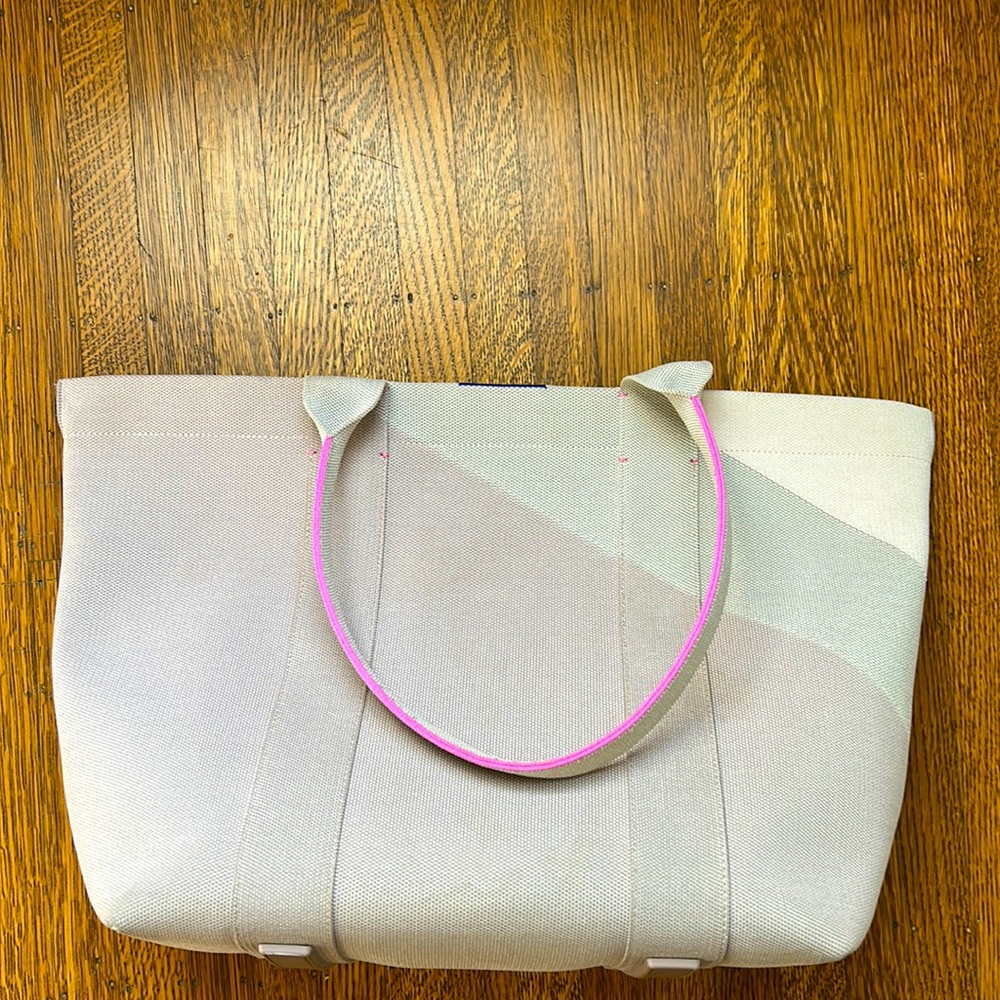 Rothy’s Essential Tote